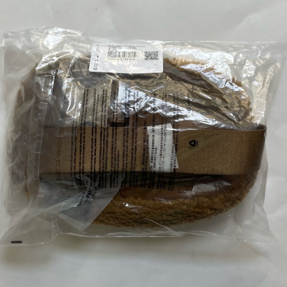NWT Lululemon EBB Fleece Everywhere Belt Bag 1L Burnt Caramel Gold Winter - Picture 6 of 6